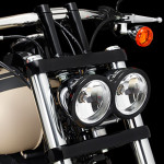 Harley-Davidson-fat-bob-2014-farol