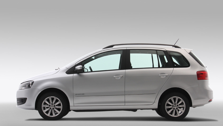 Resultado de imagem para VOLKSWAGEN SPACEFOX HIGHLINE 1.6