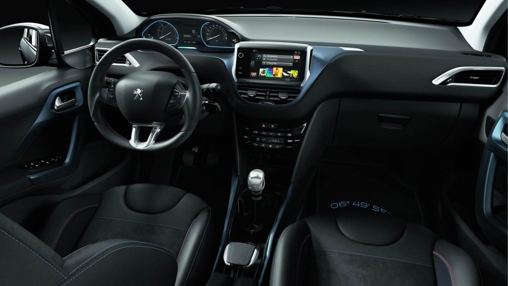Novo Peugeot 3008 interior