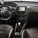 Novo Peugeot 2008 2016 interior