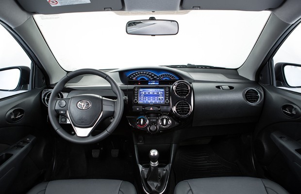 Novo Toyota Etios 2016 sedan
